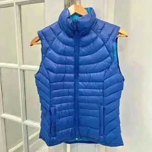 Bernardo Vest Women's Size XS Color Blue Goose Down - NWOT